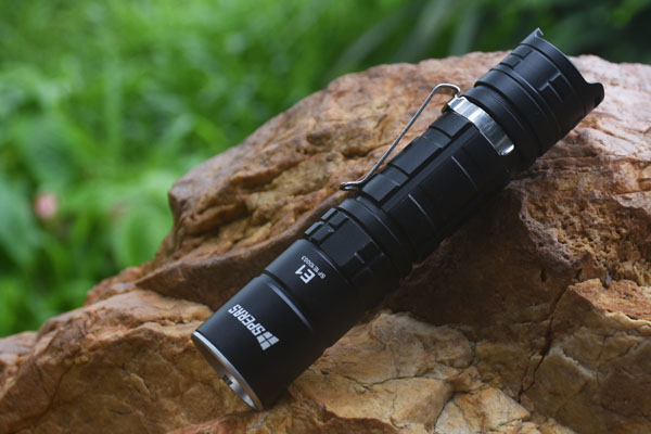 E1, Daily Use Economic Flashlight